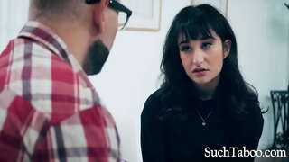 Papa Erpresst, seng Teenie-Duechter ze ficken