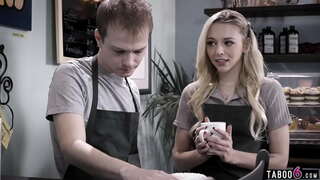 Корхои худ эътироф духтаре, ки тағйир вай ба сабаби алоқаи ҷинсӣ