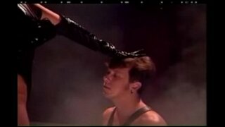 ���ိင်ထောင်ထဲက