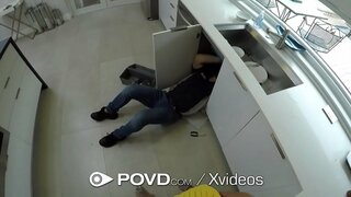 Iso kyrpä liukuu tiukka ruskeaverikkö tussu