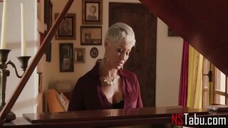 Fra, Déi Am Haus Spillen, Wann Mann Ass Wee - Ryan Keely, Gina Valentina